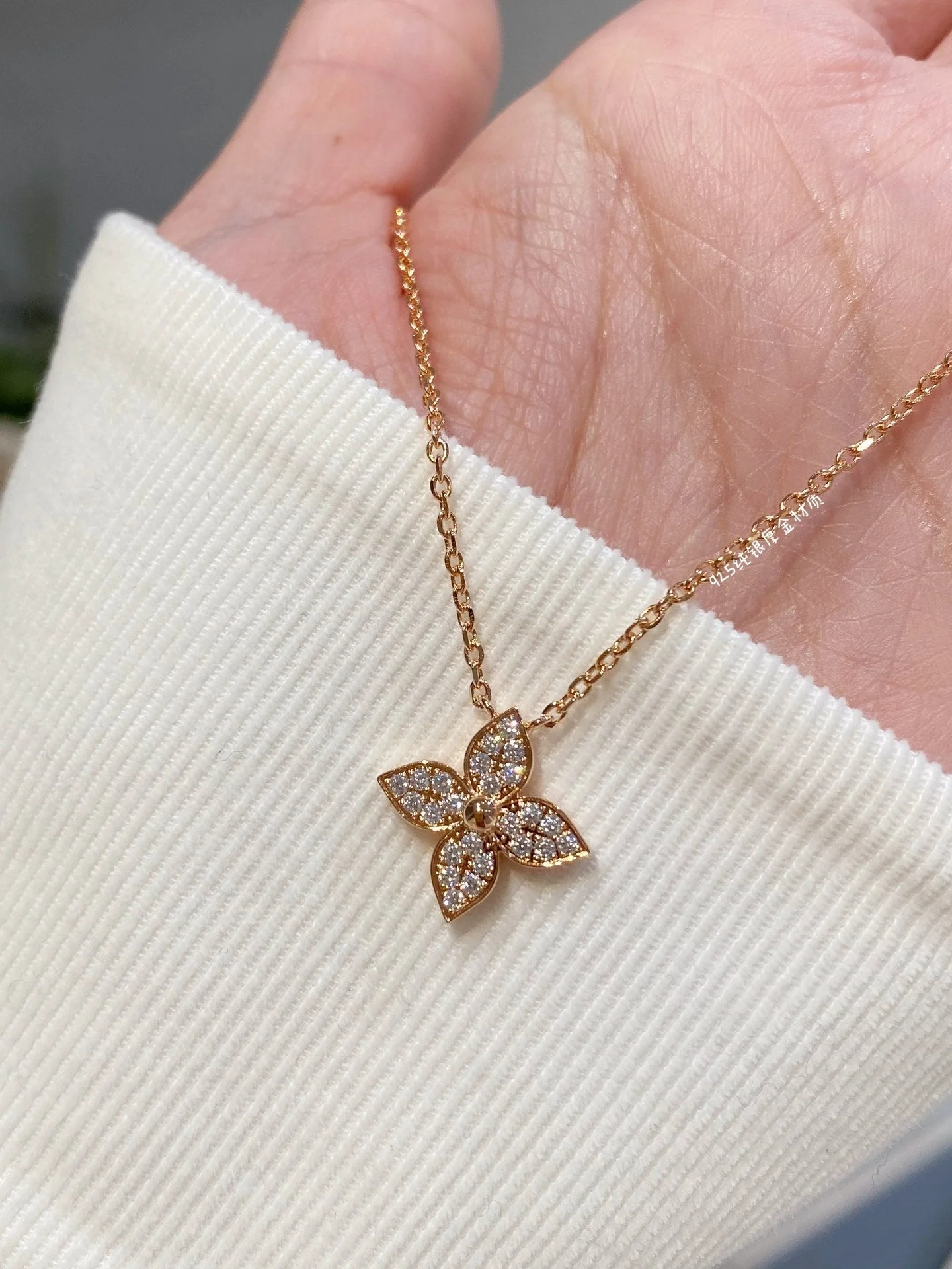 [Louis vuitton]STAR DIAMOND NECKALCE