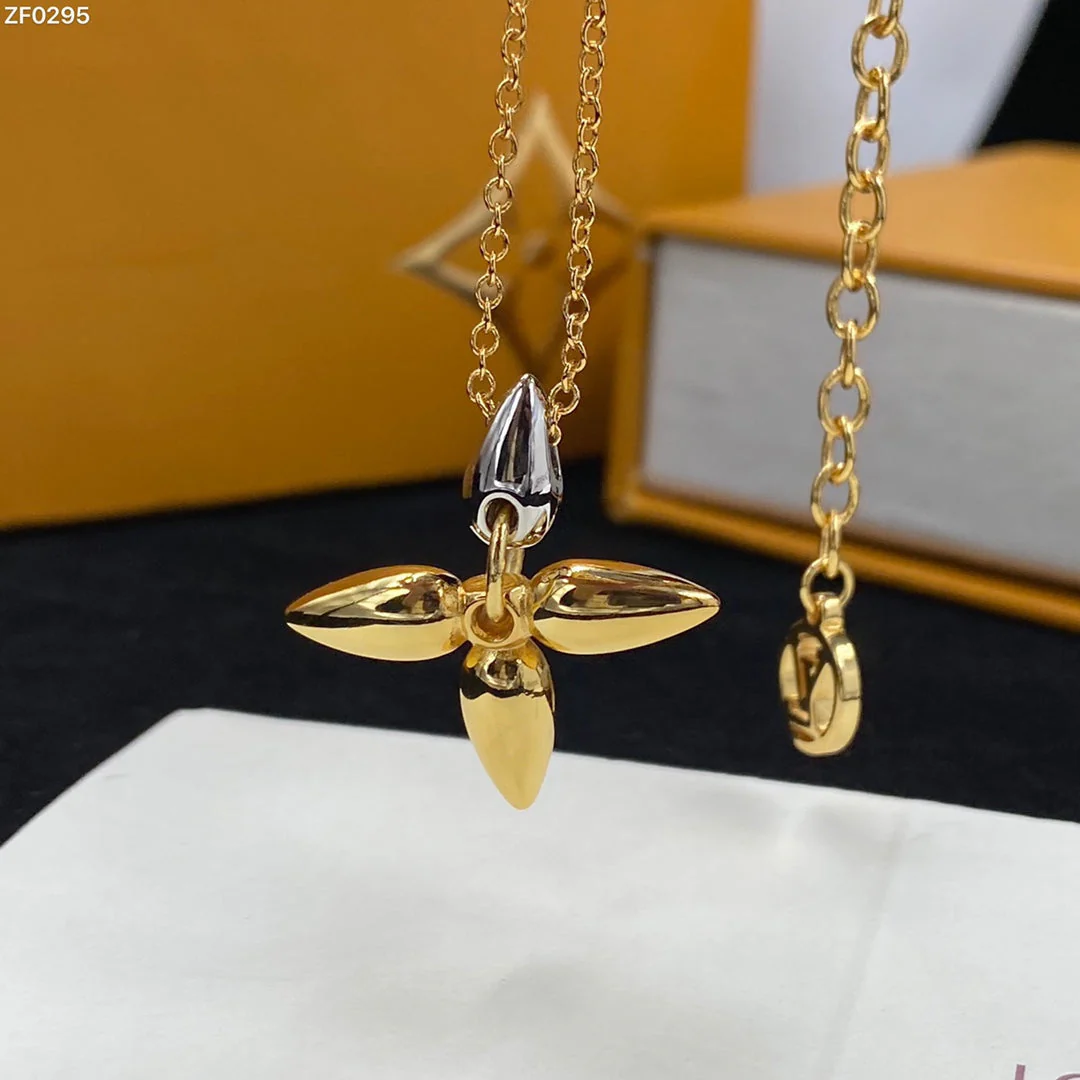 [Louis vuitton]LOUISETTE PEDANT GOLD NECKLACE