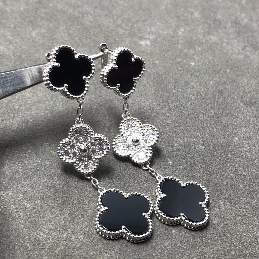 [Van Cleef & Arpels] 3 MOTIF DIAMOND ONYX SILVER EARRINGS