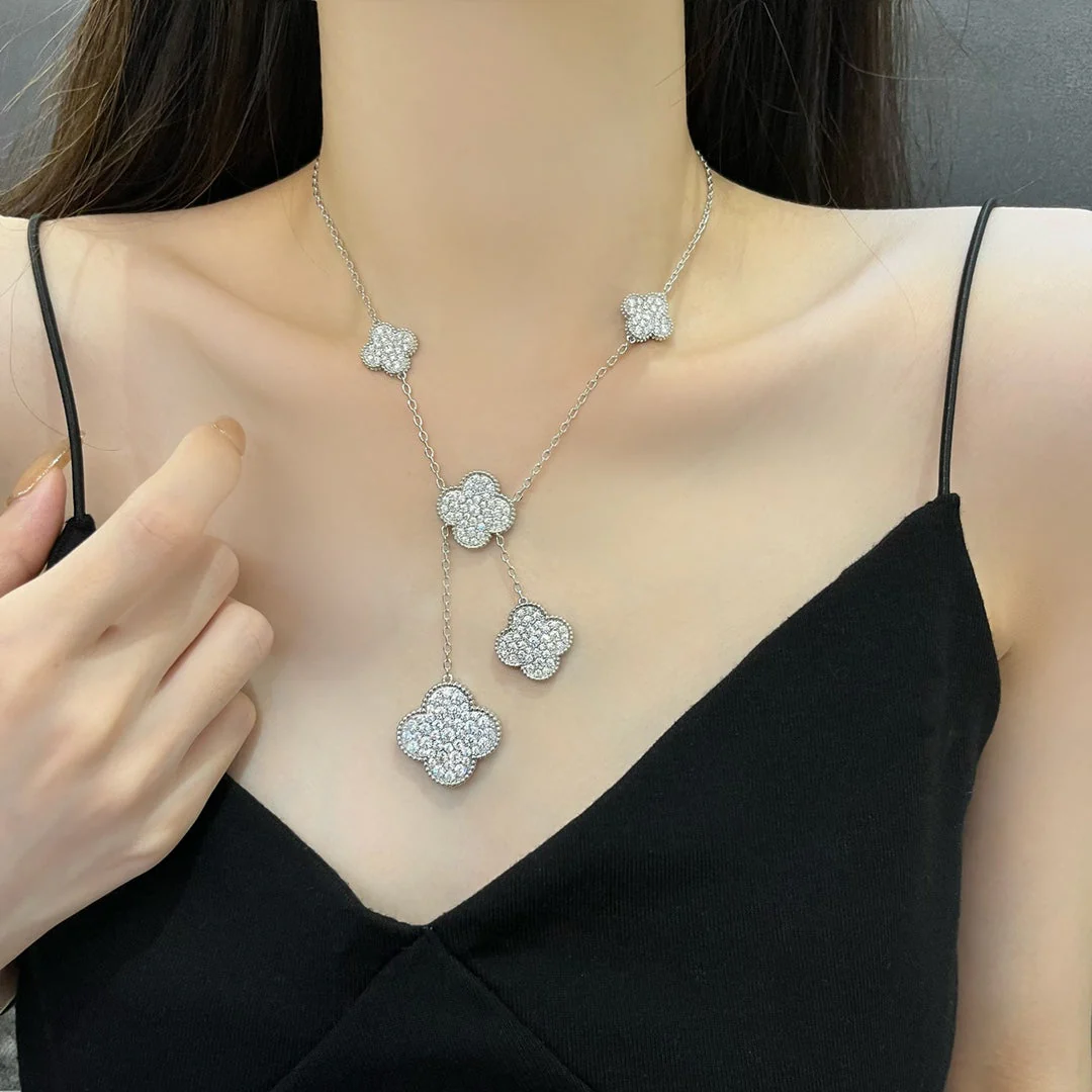 [Van Cleef & Arpels] 5 MOTIFS SILVER DIAMONDS NECKLACE