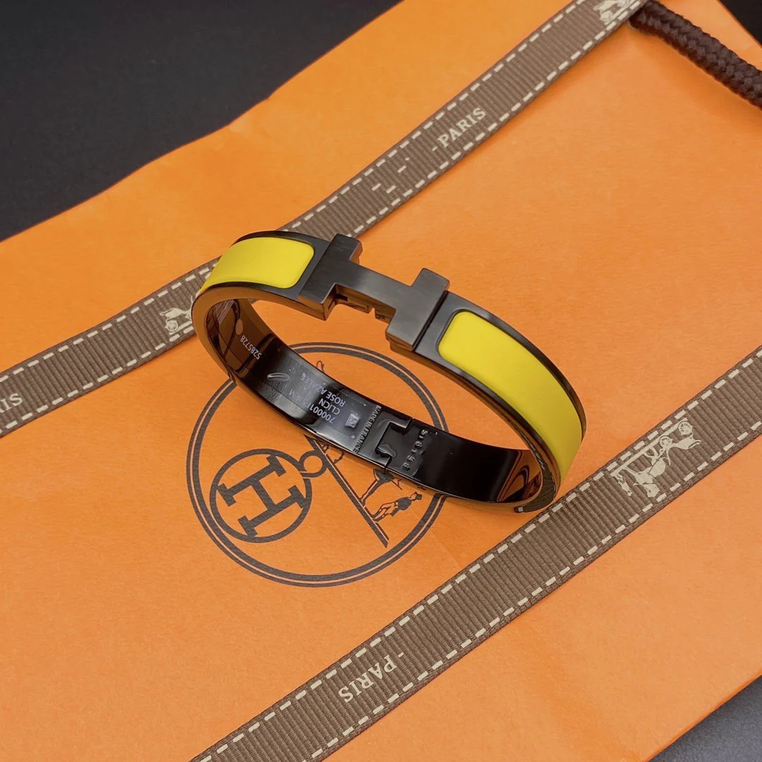 [Hermes]CLIC HM SO BLACK YELLOW BRACELET