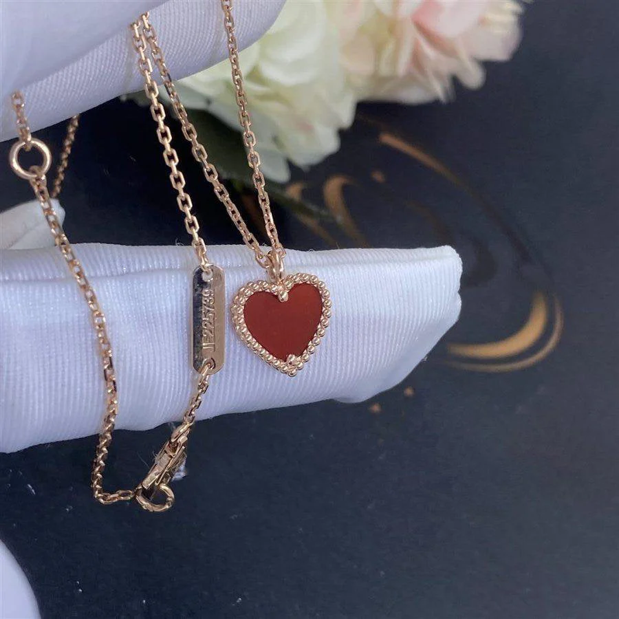 [Van Cleef & Arpels]SWEET CLOVER CARNELIAN HEART NECKLACE