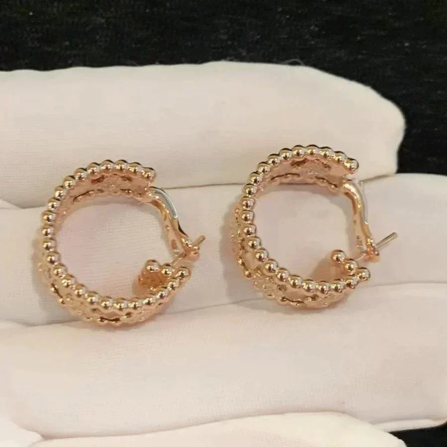 [Van Cleef & Arpels]PERLEE DIAMOND EARRINGS