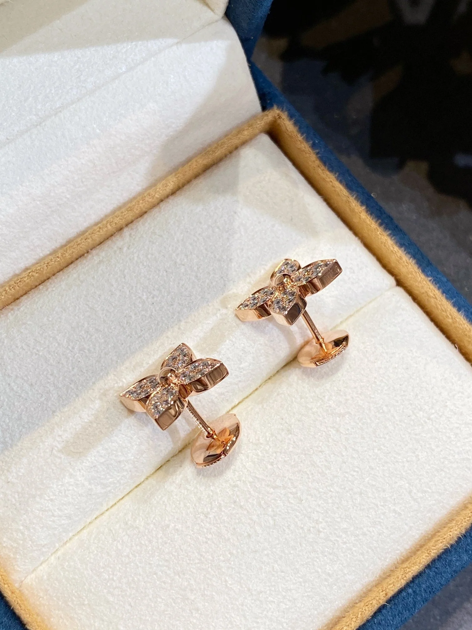 [Louis vuitton]STAR DIAMOND EARRINGS