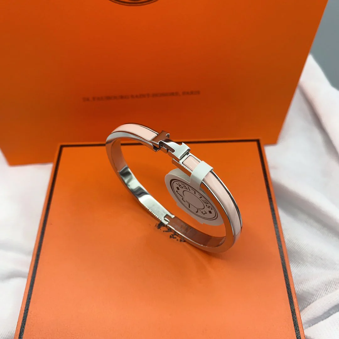 [Hermes]CLASSIC HM CLIC  PINK 8MM ENAMEL BRACELET