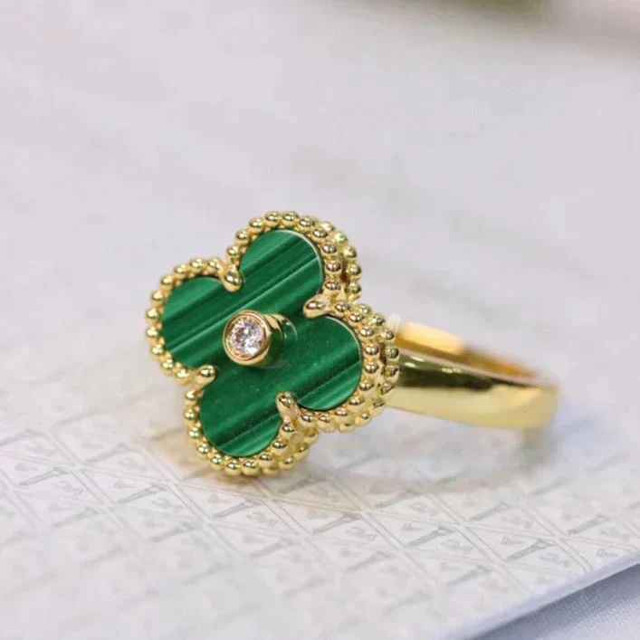 [Van Cleef & Arpels] MALACHITE RING GOLD DIAMOND