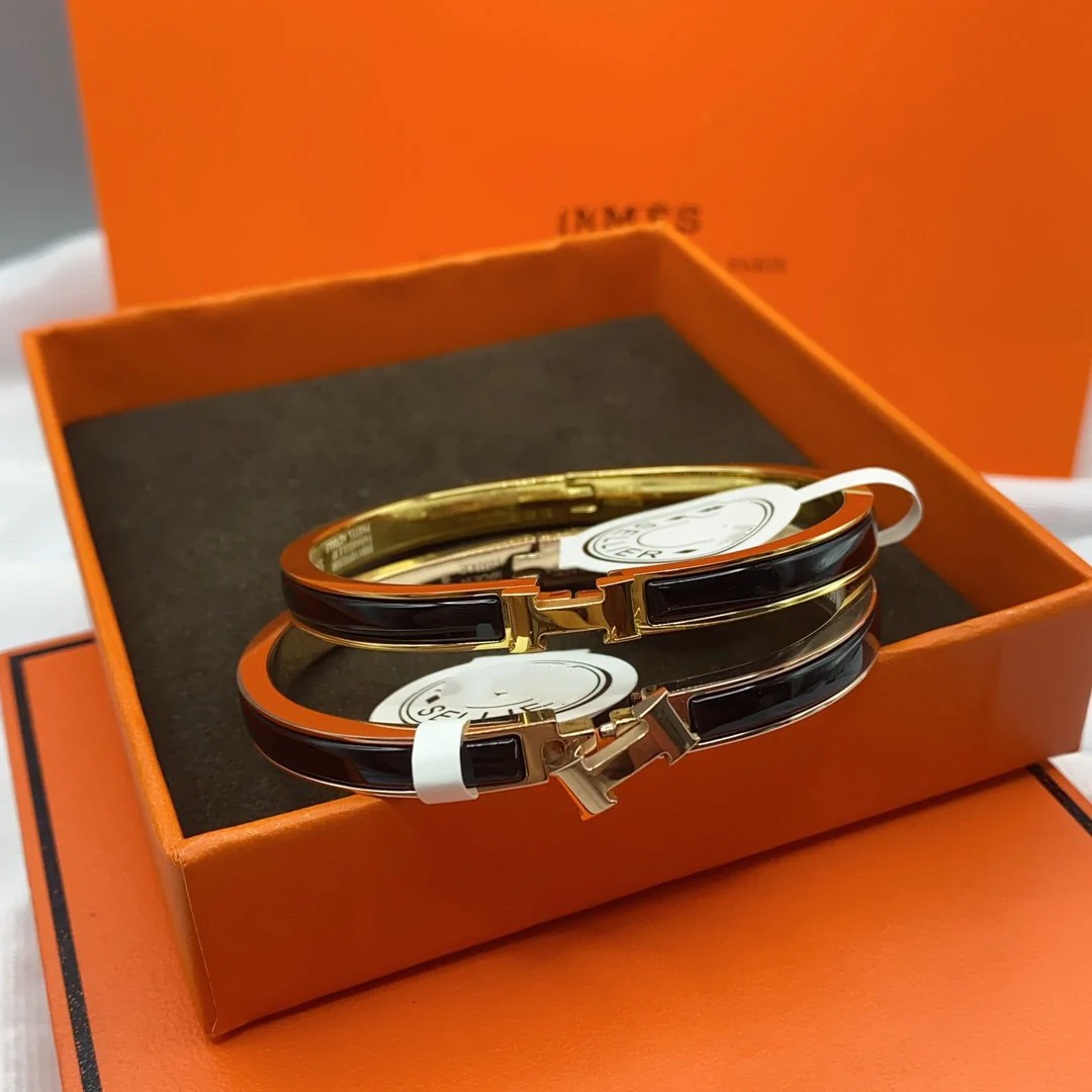 [Hermes]CLASSIC HM CLIC BLACK 8MM ENAMEL BRACELET