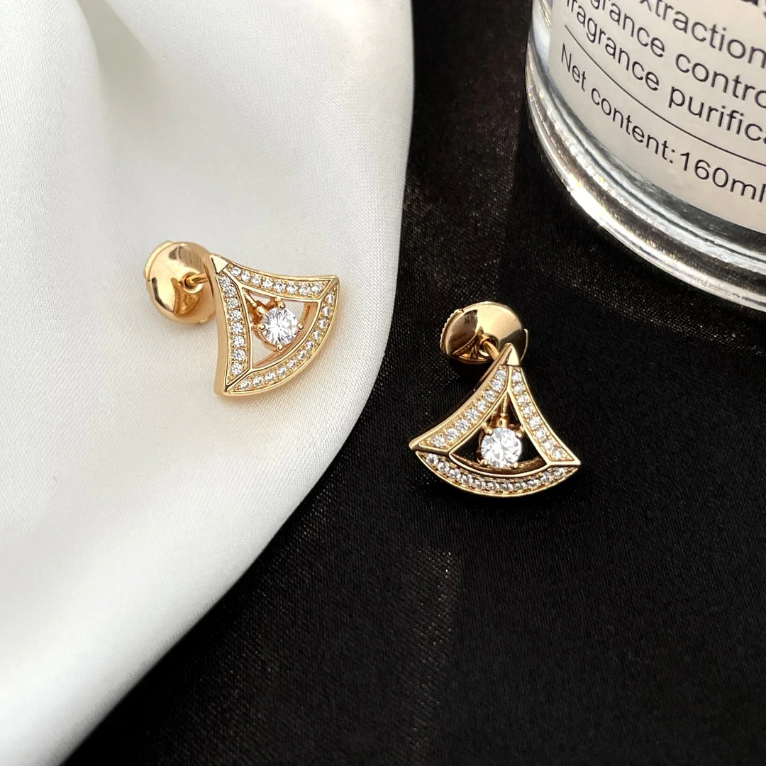 [Bulgari]DREAM MINI DIAMOND STUD EARRINGS
