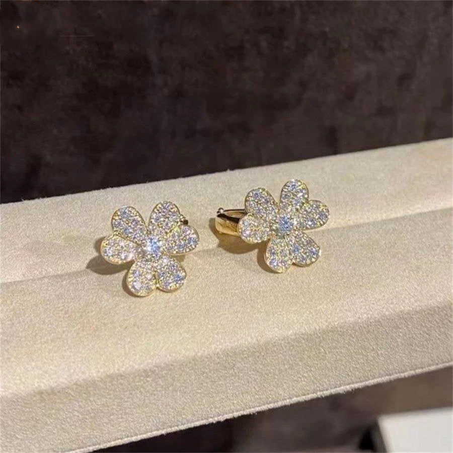 [Van Cleef & Arpels]FRIVOLE GOLD FLOWER DIAMOND EARRINGS