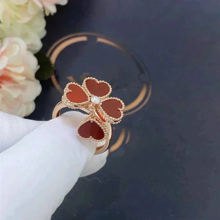 [Van Cleef & Arpels]SWEET CLOVER CARNELIAN RING