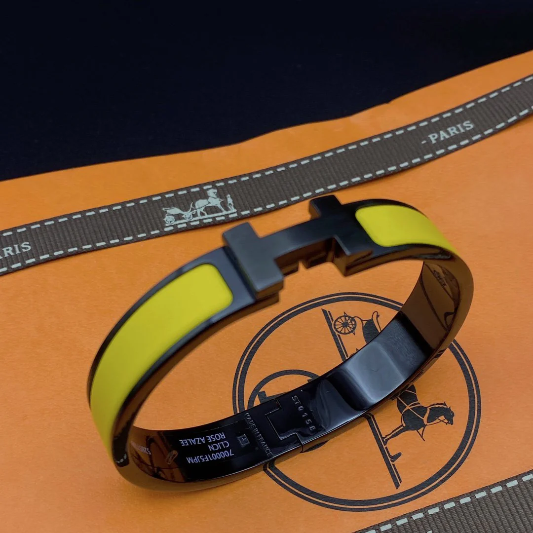 [Hermes]CLIC HM SO BLACK YELLOW BRACELET