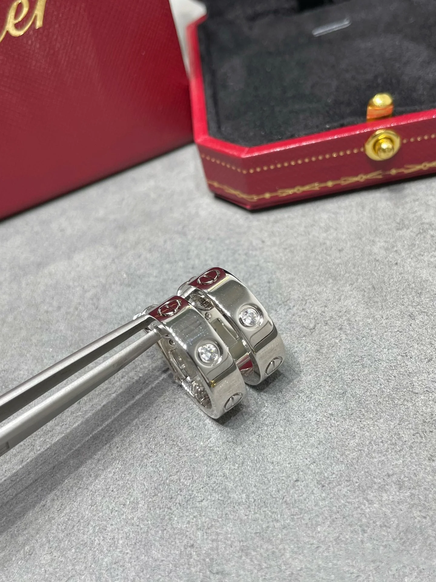 [Cartier]LOVE 5.5MM 1 DIAMOND EARRINGS