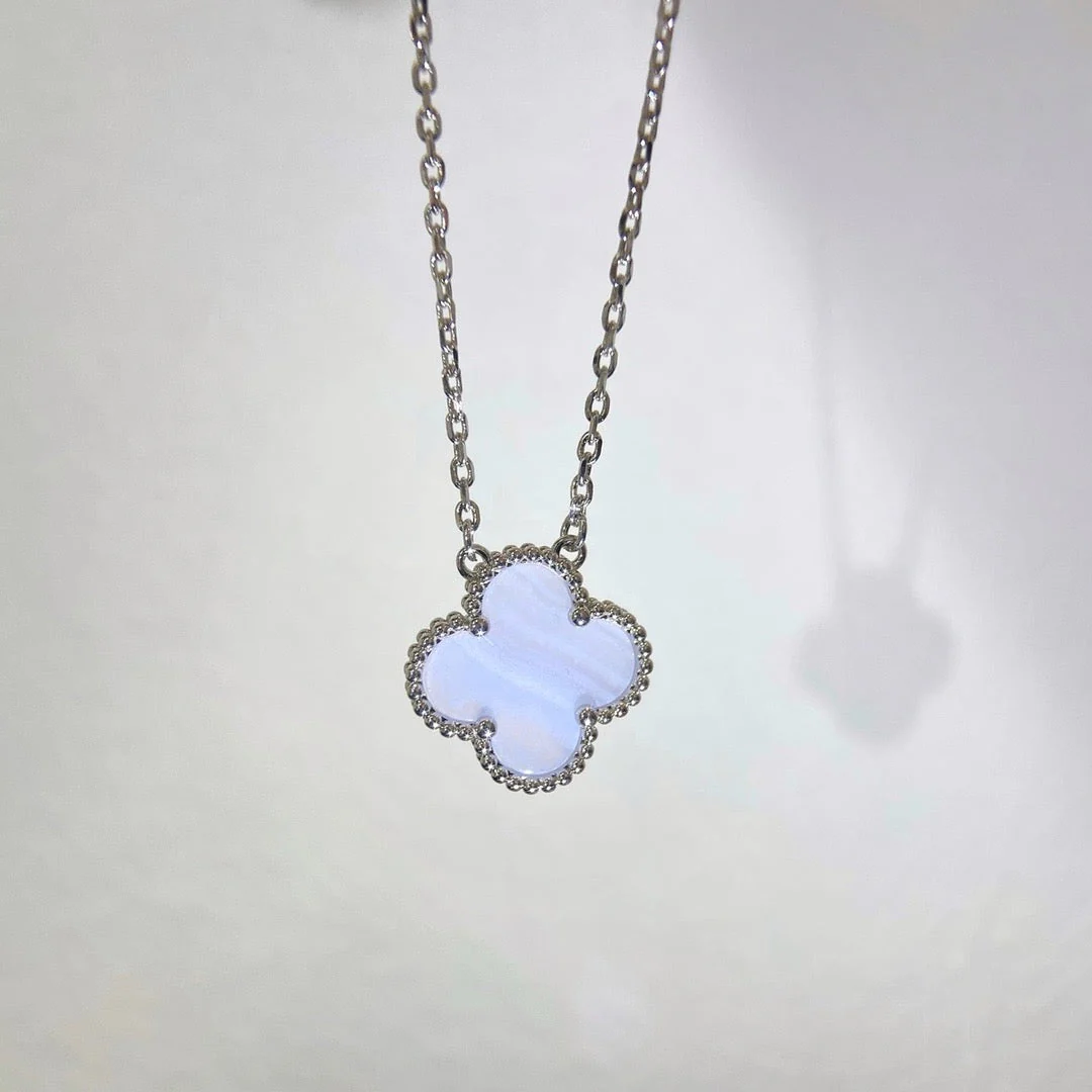 [Van Cleef & Arpels] 15MM BLUE CHALCEDONY NECKLACE SILVER
