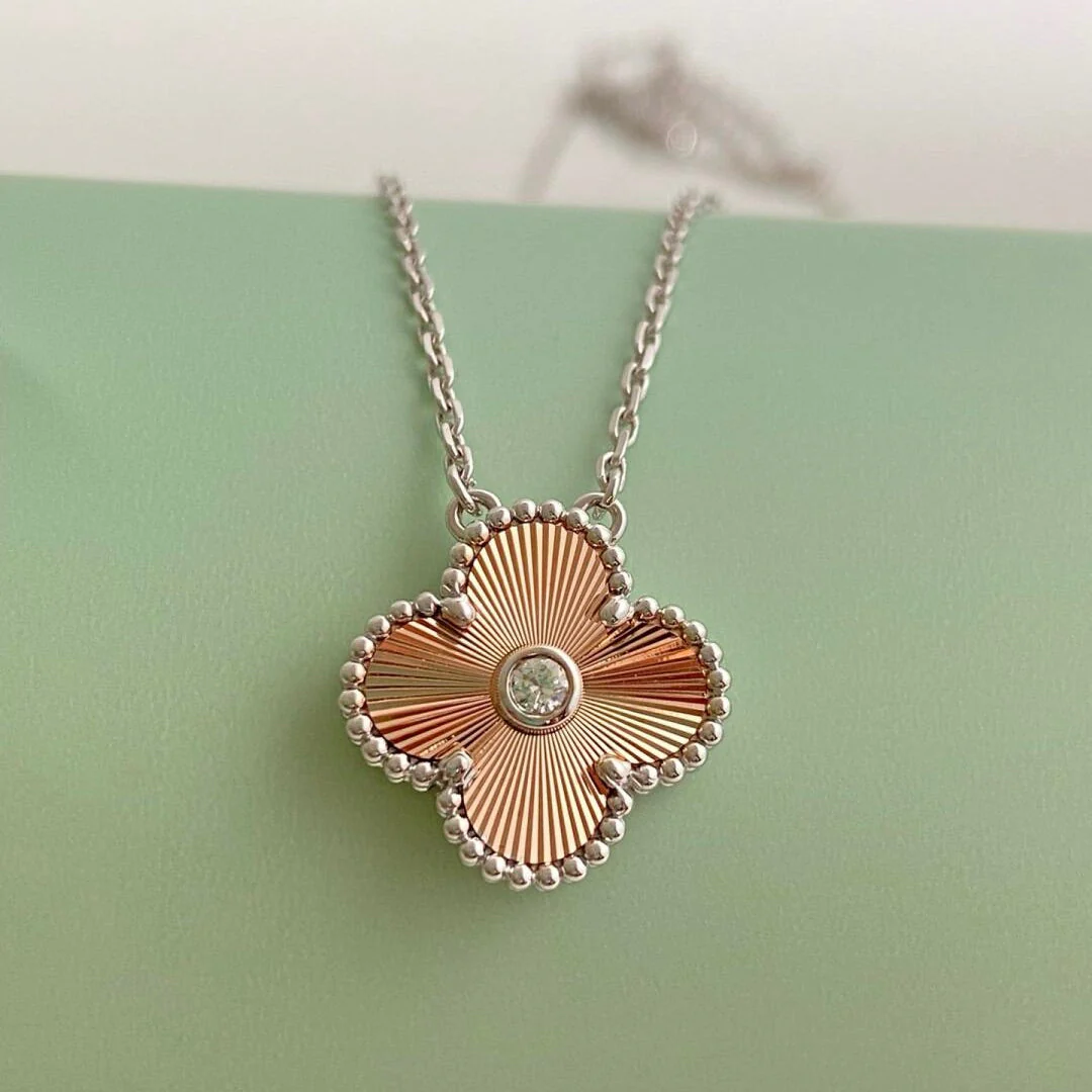 [Van Cleef & Arpels] 15MM DIAMOND LASER NECKLACE- CHRISTMAS 2024 SPECIAL EDITION