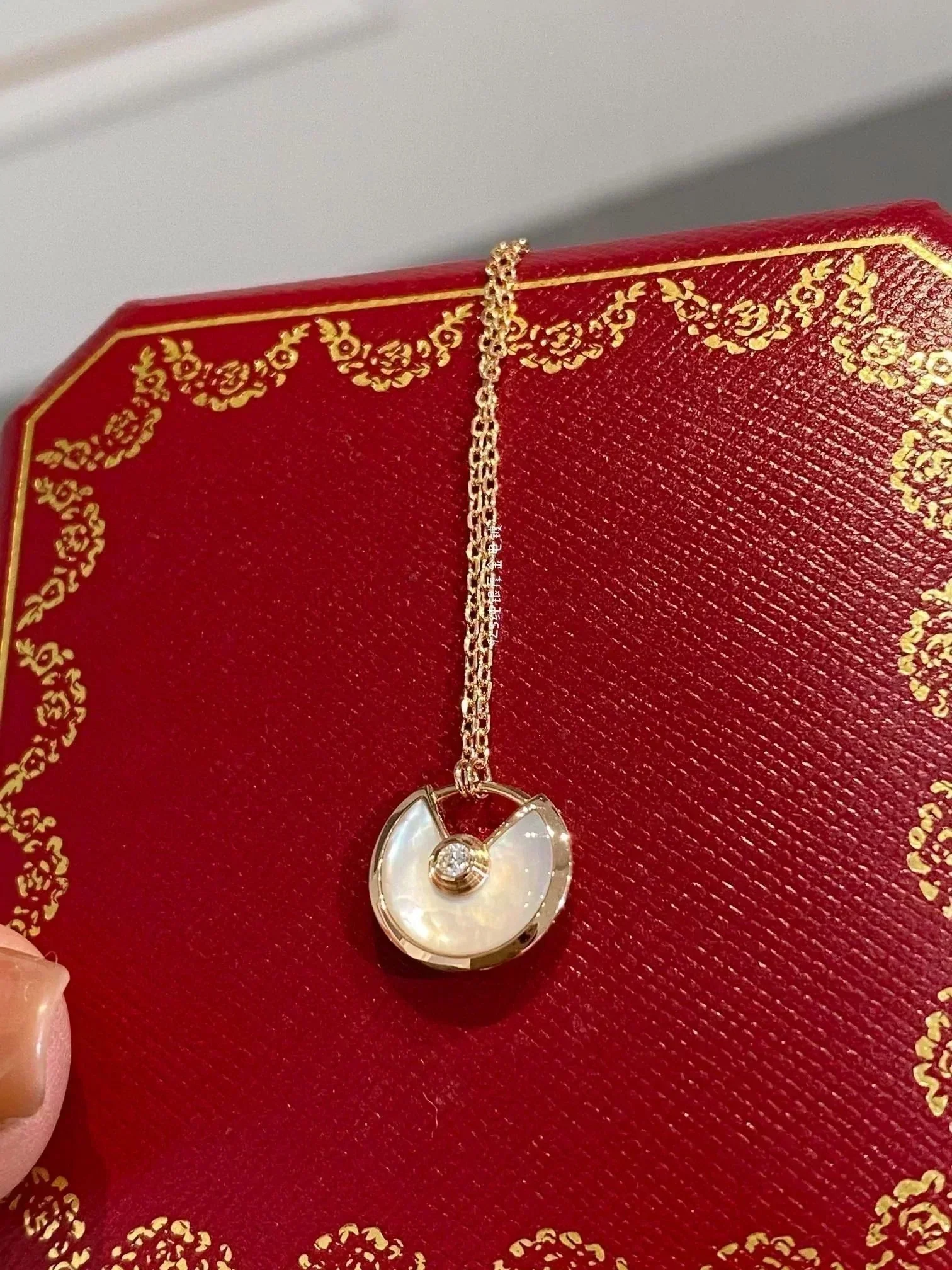 [Cartier]AMULETTE ROSE GOLD MOP NECKLACE
