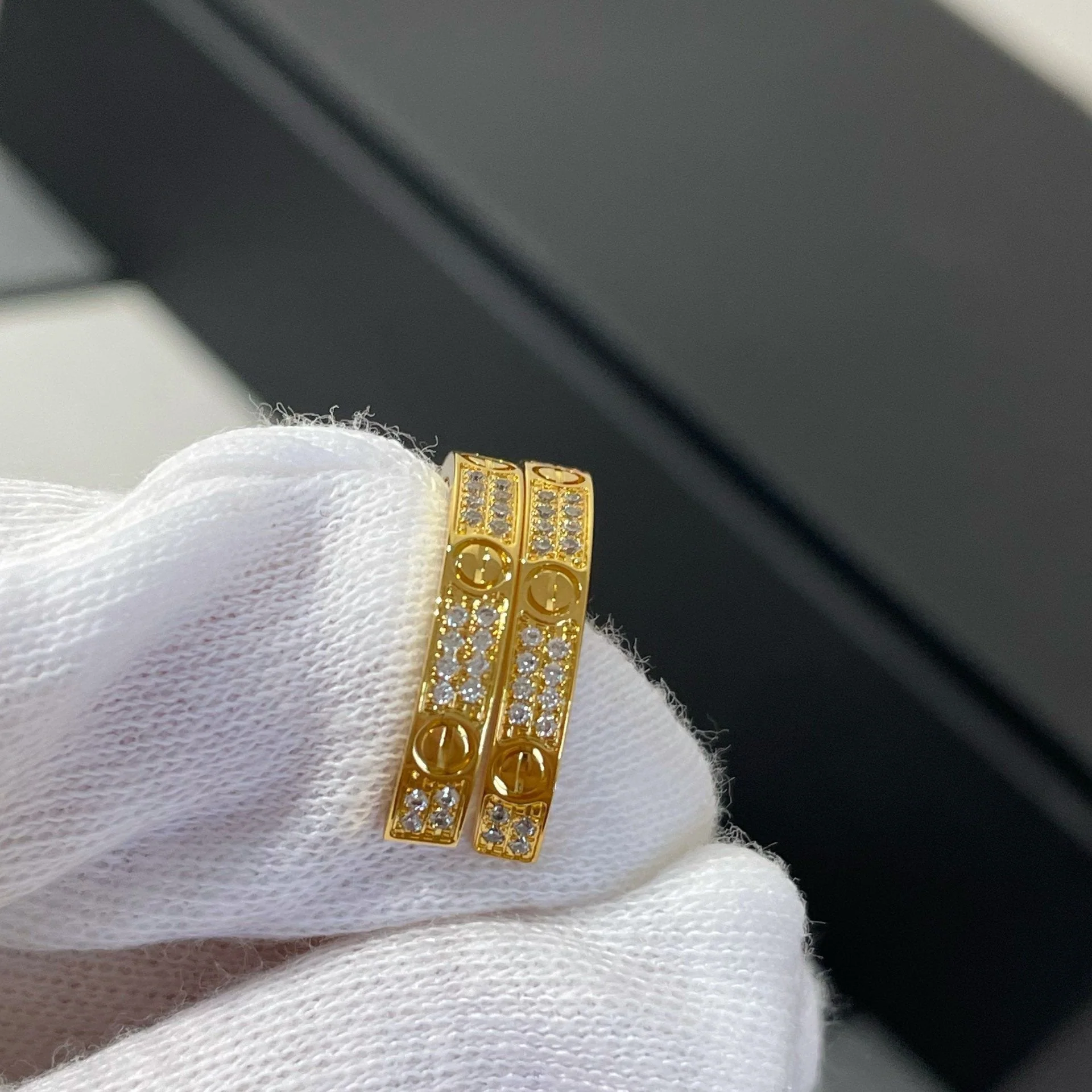 [Cartier]LOVE DIAMOND GOLD HOOP EARRINGS