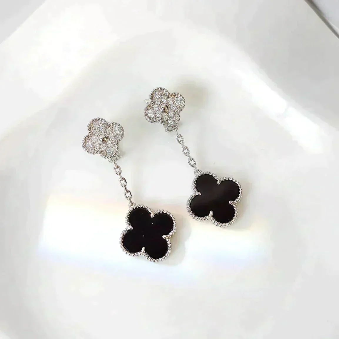[Van Cleef & Arpels] 2 MOTIFS  DIAMOND ONYX EARRINGS SILVER