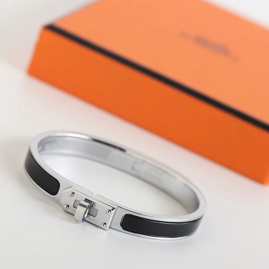 [Hermes]HM KELLY BLACK BRACELET