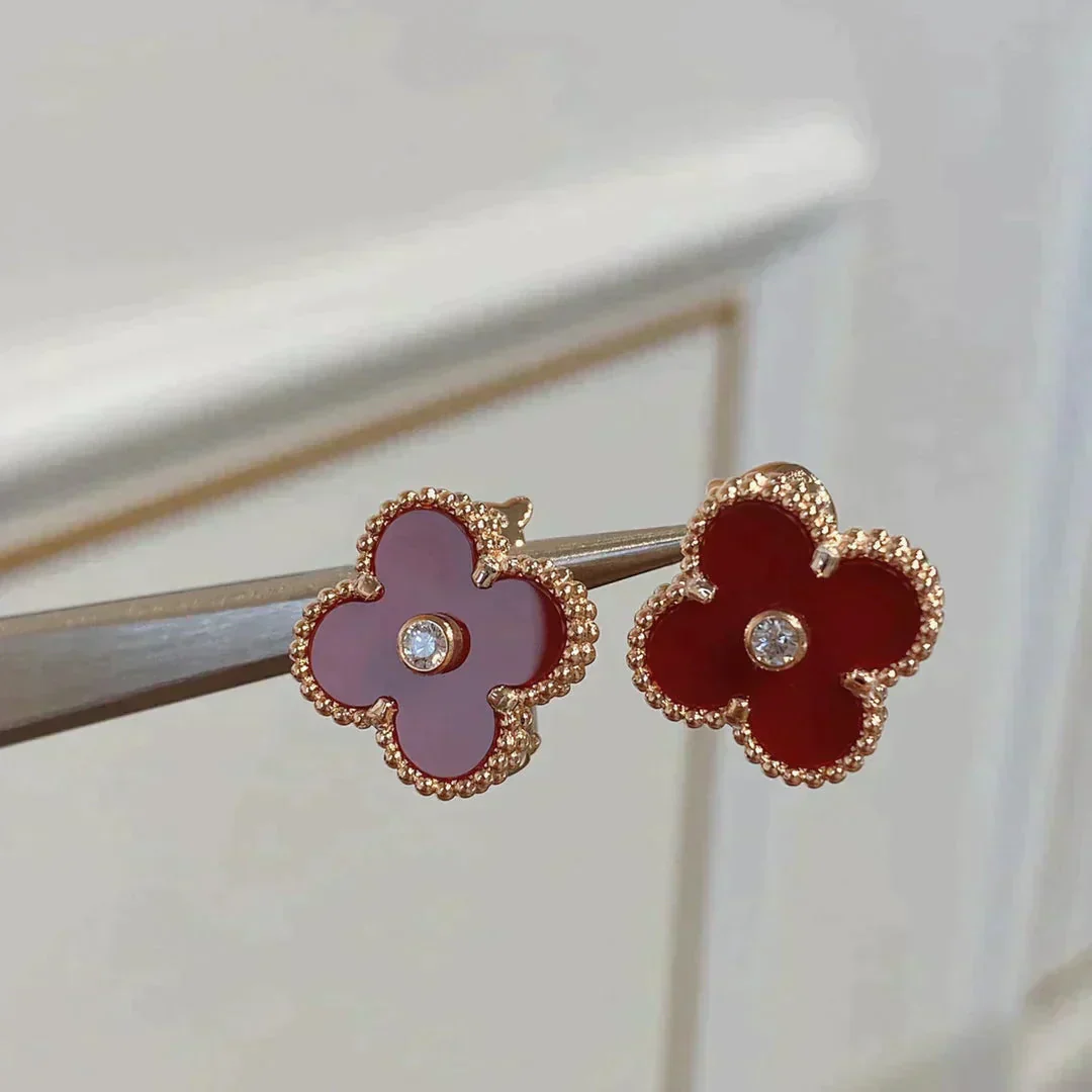 [Van Cleef & Arpels] MEDIUM 1 MOTIFS CARNELIAN  DIAMOND earrings