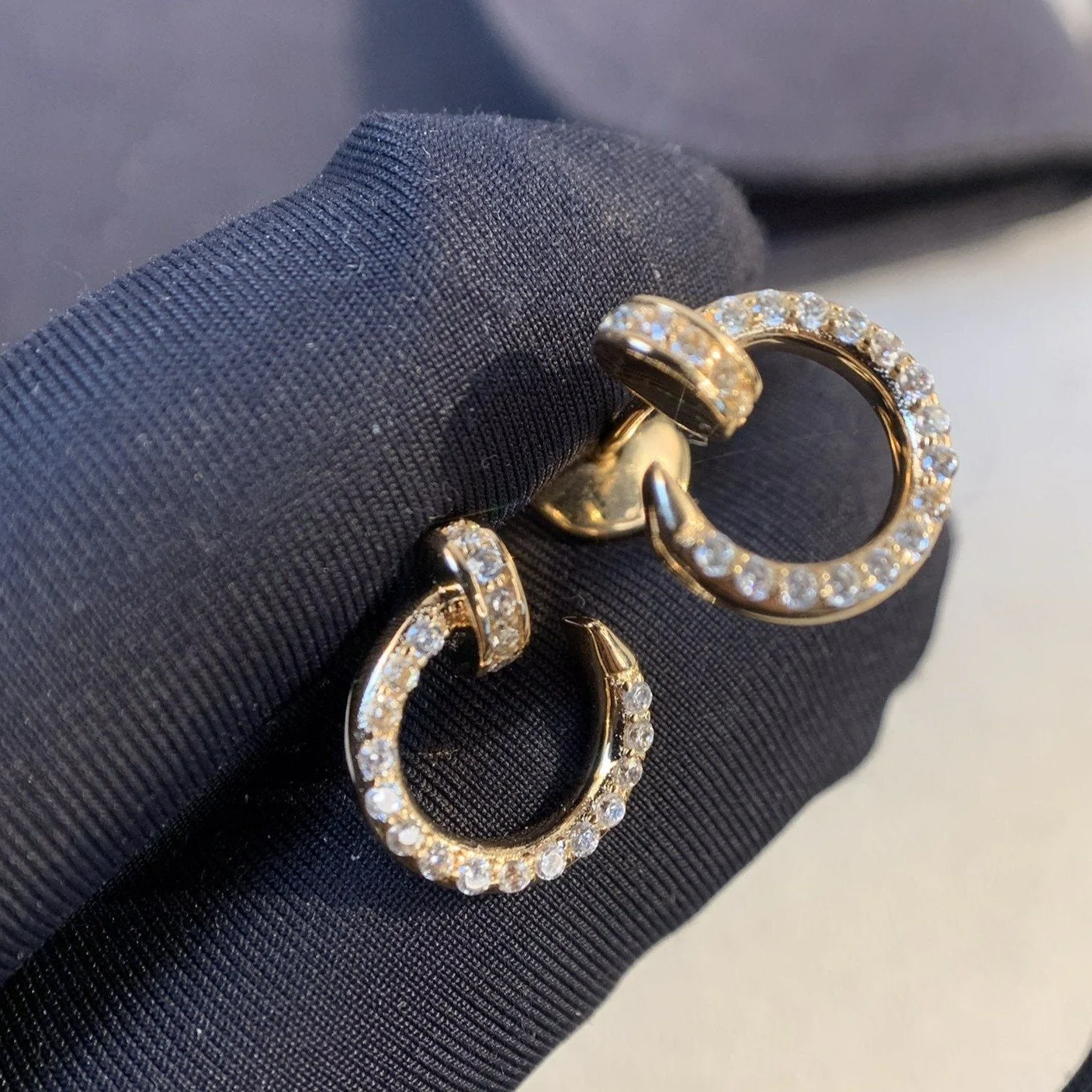 [Cartier]JUSTE EARRINGS GOLD DIAMONDS