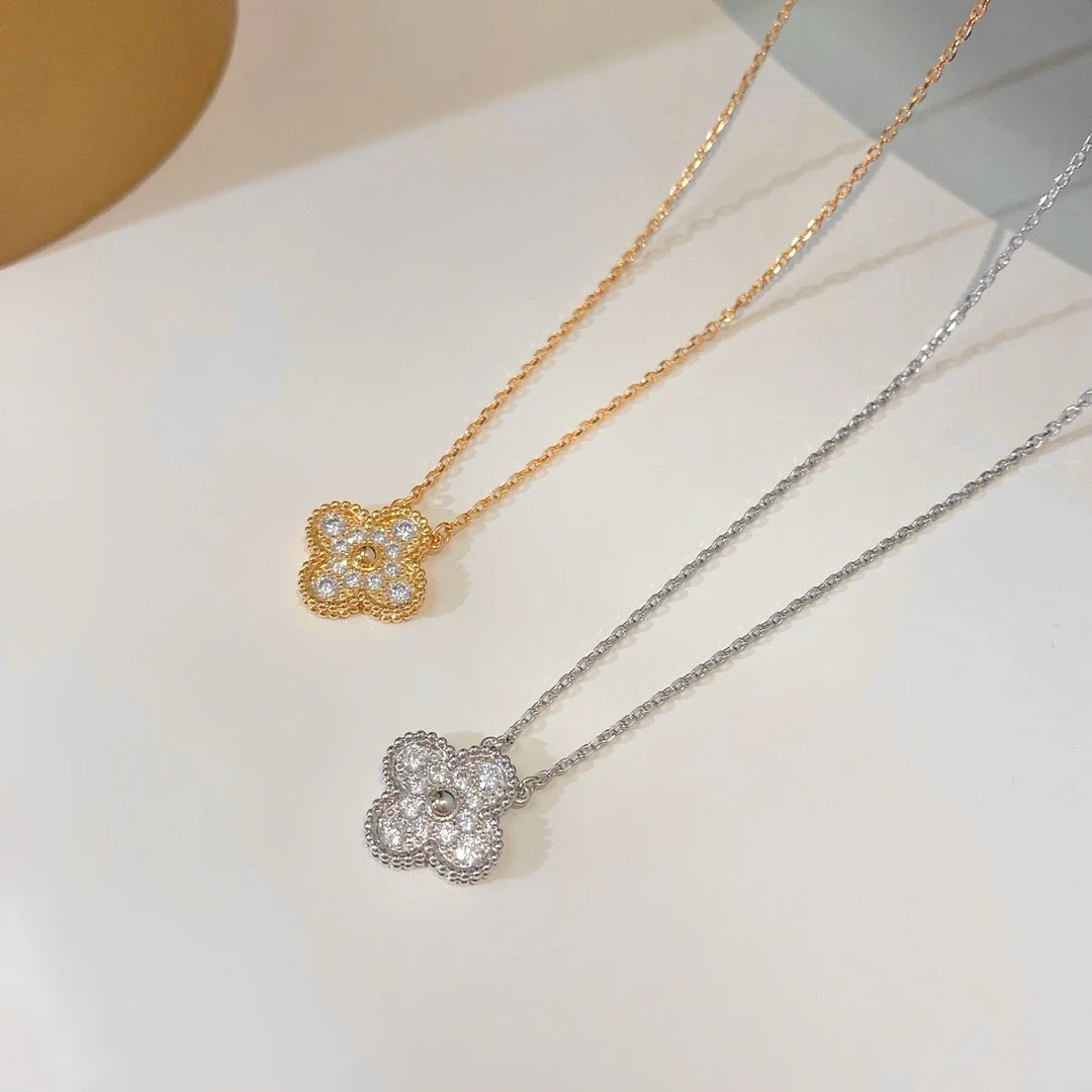 [Van Cleef & Arpels] 15MM DIAMOND SINGLE FLOWER NECKLACE