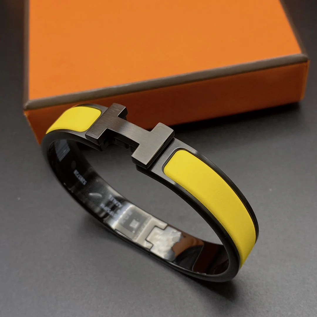 [Hermes]CLIC HM SO BLACK YELLOW BRACELET