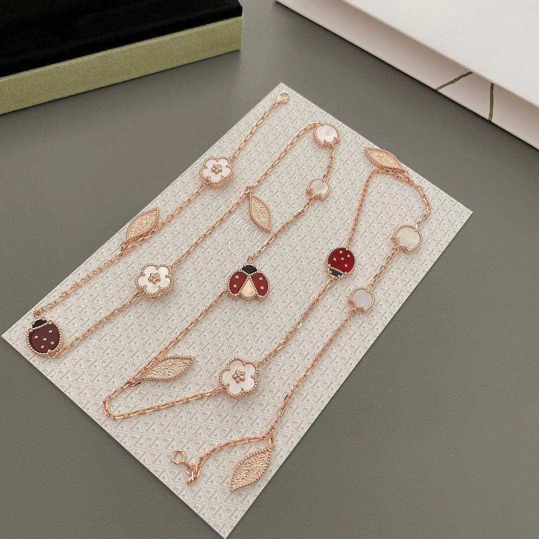 [Van Cleef & Arpels]LUCKY SPRING 15 MOTIFS ROSE GOLD NECKLACE