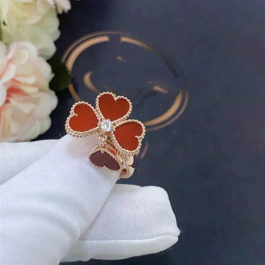[Van Cleef & Arpels]SWEET CLOVER CARNELIAN RING