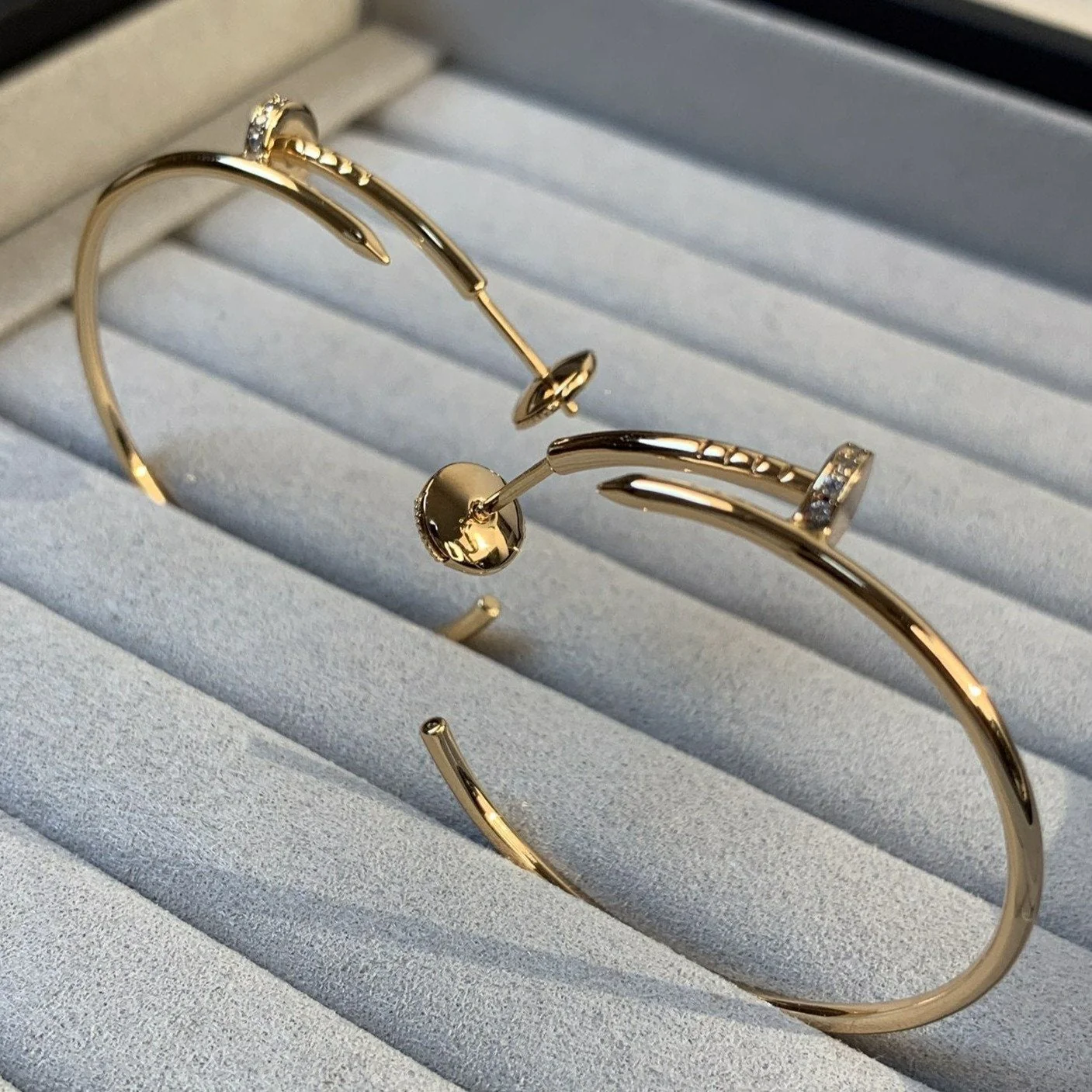 [Cartier]JUSTE EARRINGS GOLD DIAMONDS 1.8MM