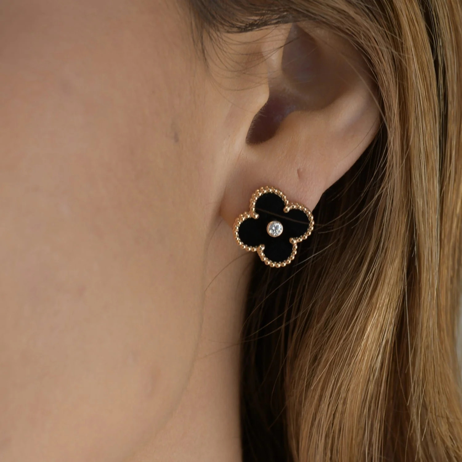 [Van Cleef & Arpels] MEDIUM 1 MOTIFS ONYX DIAMOND EARRINGS