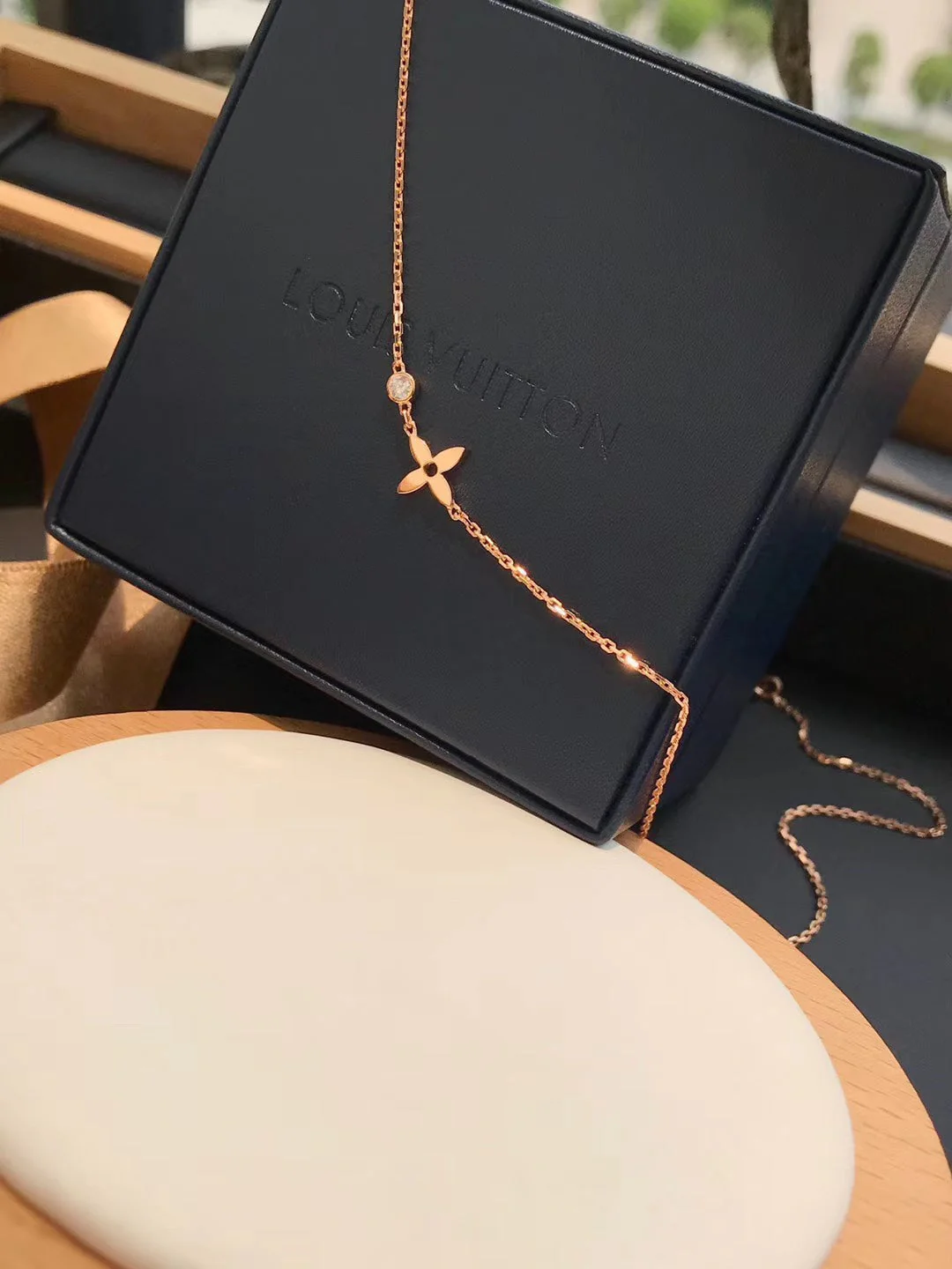[Louis vuitton]BLOSSOM PENDANT PINK GOLD AND DIAMOND