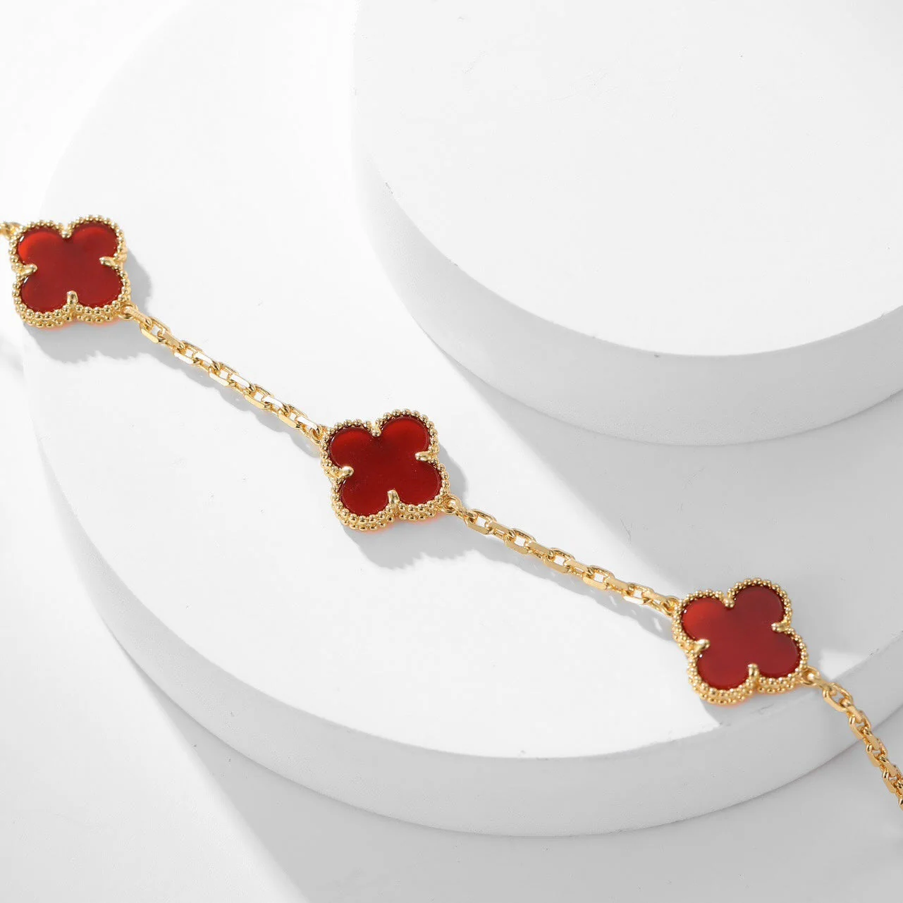 [Van Cleef & Arpels] 10 MOTIFS CARNELIAN NECKLACE