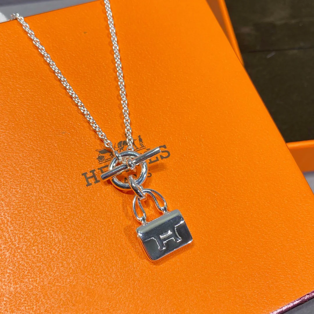 [Hermes]CONSTANCE PEDANT SILVER NECKLACE