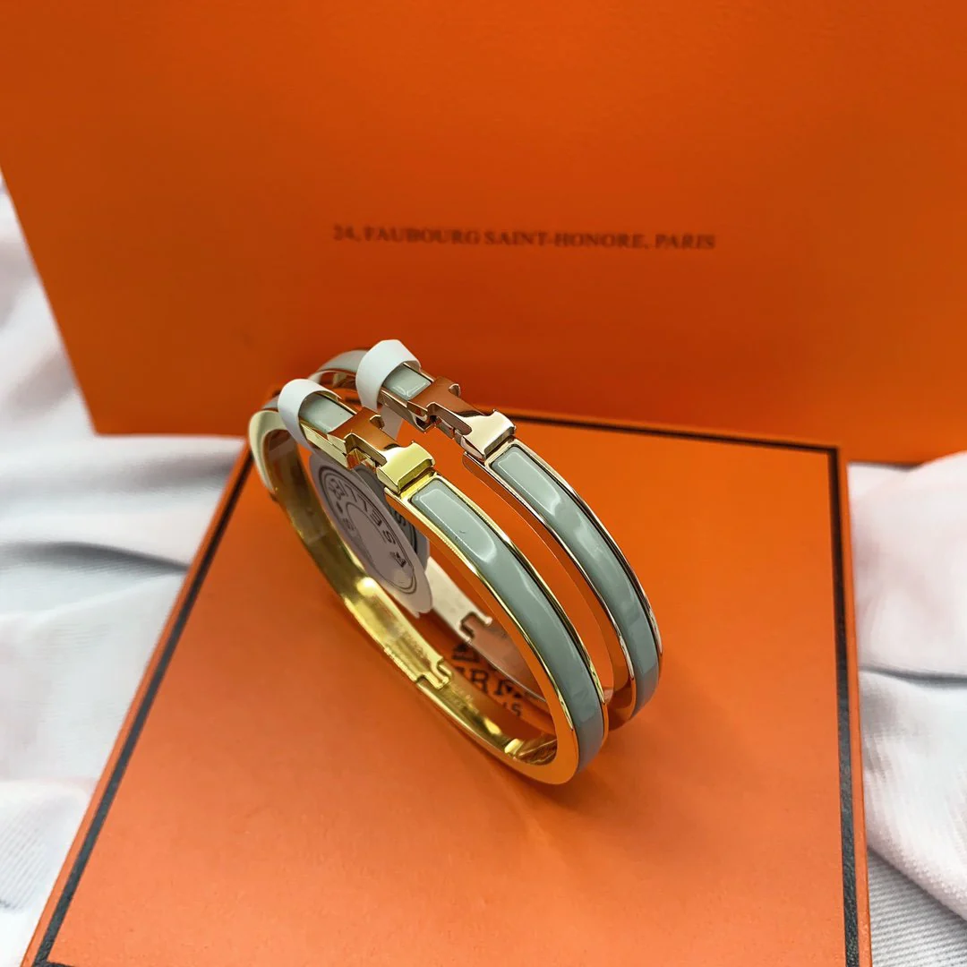 [Hermes]CLASSIC HM CLIC GREEN 8MM ENAMEL BRACELET