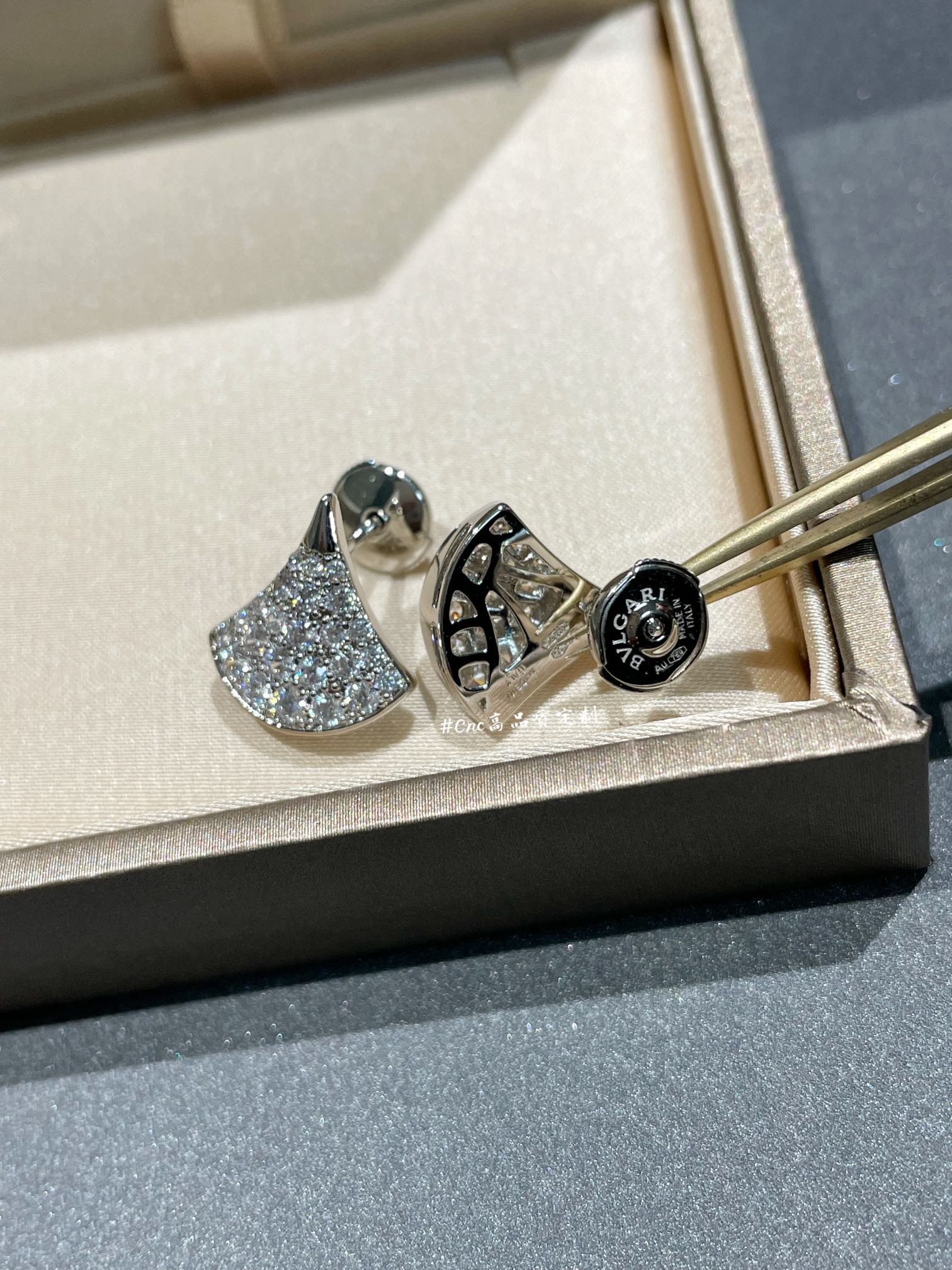 [Bulgari]DREAM STUD EARRINGS DIAMOND