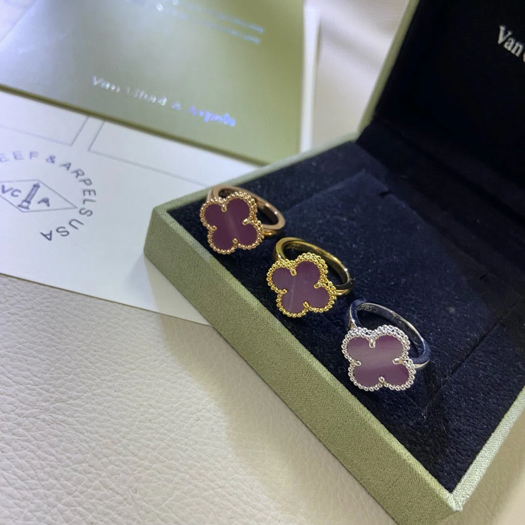 [Van Cleef & Arpels]  PURPLE VIOLET RING
