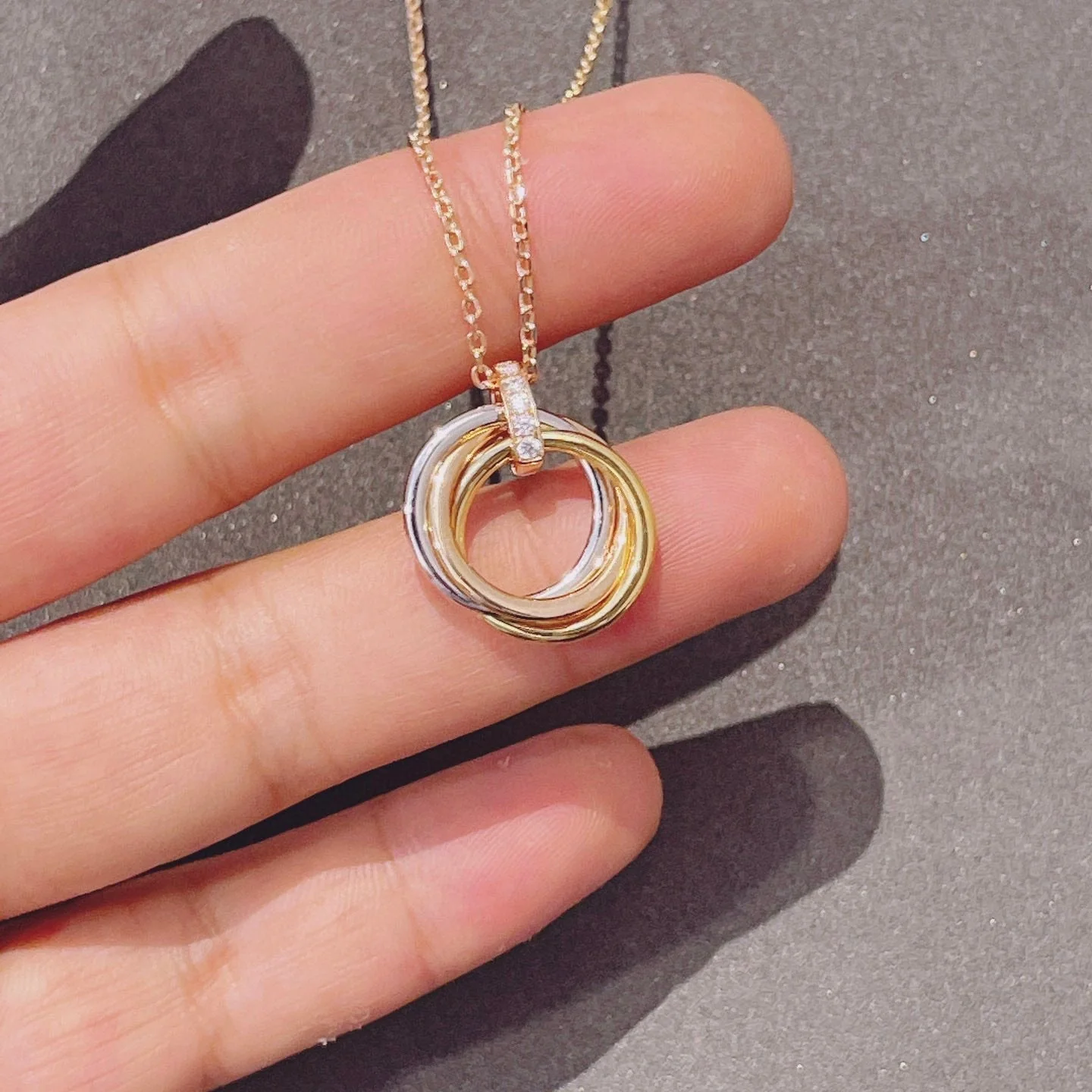 [Cartier]TRINITY NECKLACE GOLD  DIAMONDS