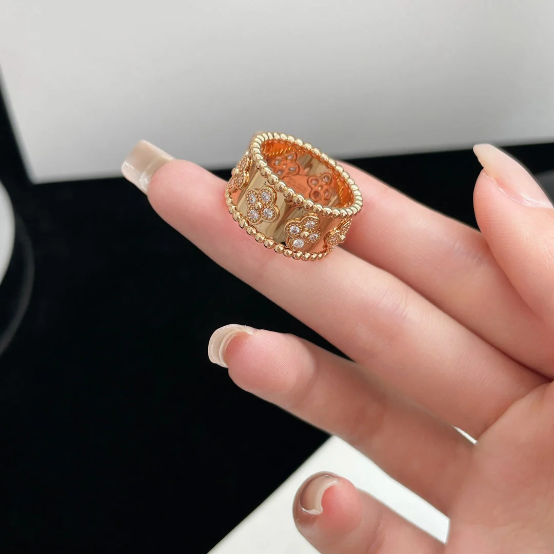 [Van Cleef & Arpels]PERLEE DIAMOND LARGE RING