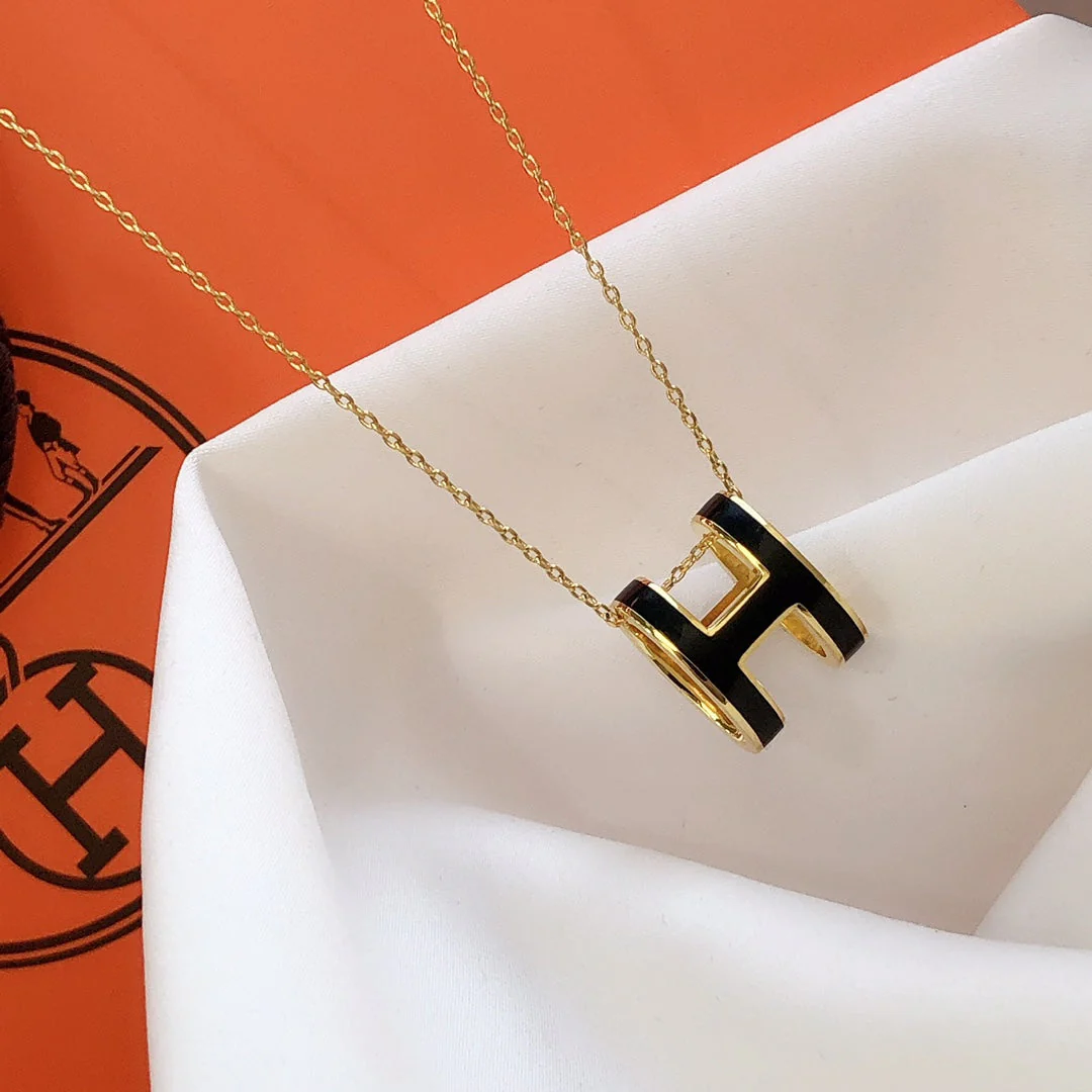 [Hermes]HM CLIC BLACK ENAMEL GOLD NECKLACE