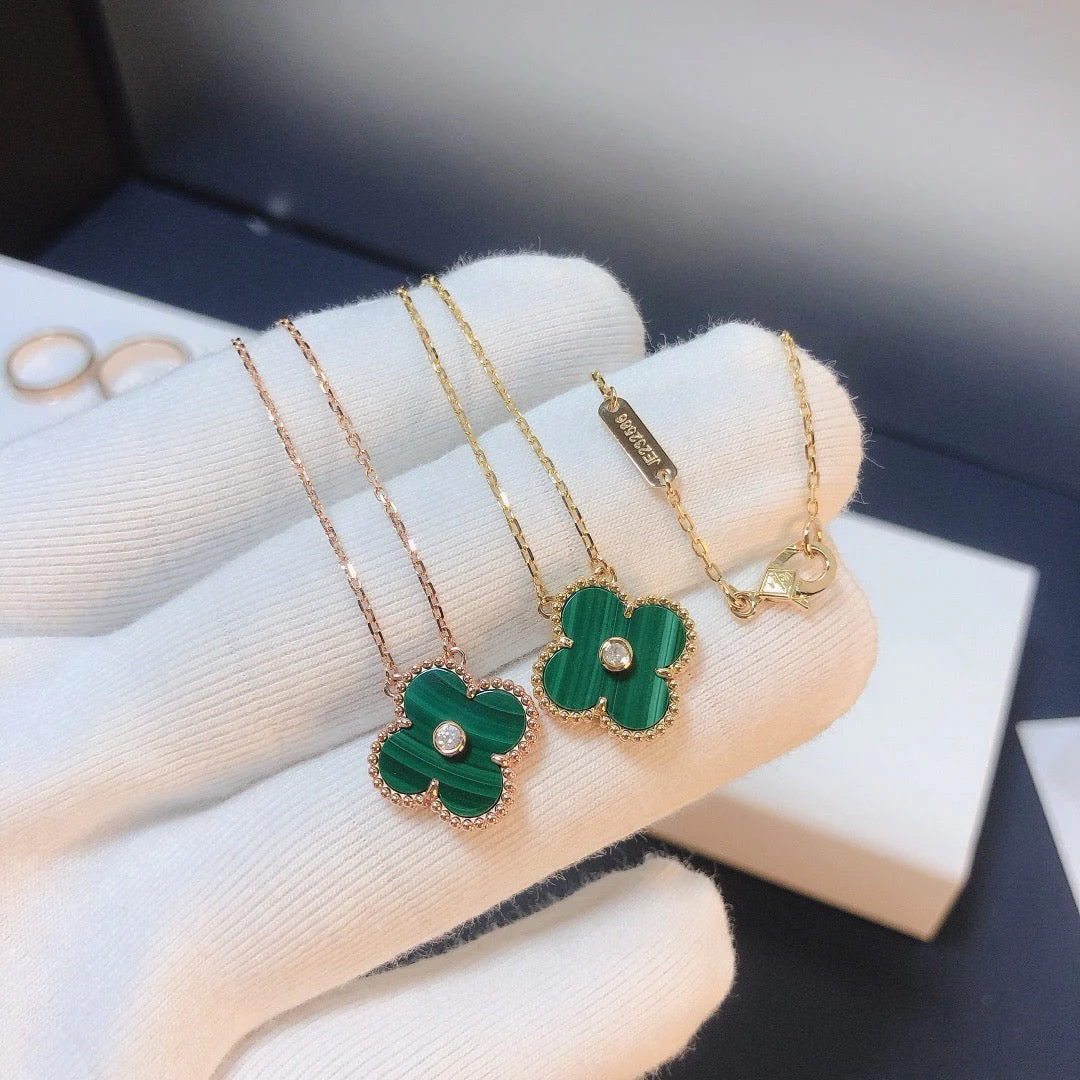 [Van Cleef & Arpels] 15MM DIAMOND TURQUOISE NECKLACE