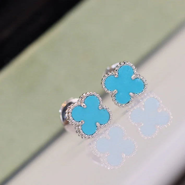 [Van Cleef & Arpels] MINI TURQUOISE SILVER STUD EARRINGS