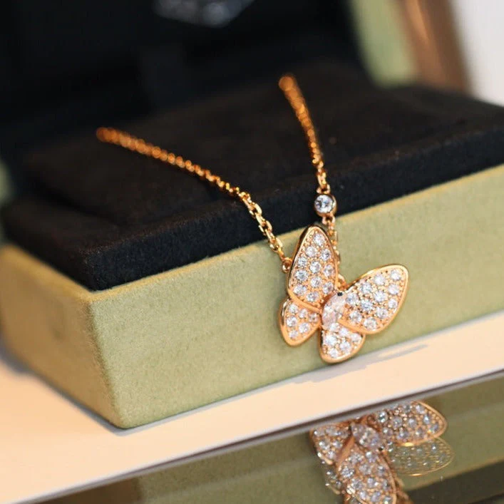 [Van Cleef & Arpels]BUTTERFLY DIAMOND NECKLACE
