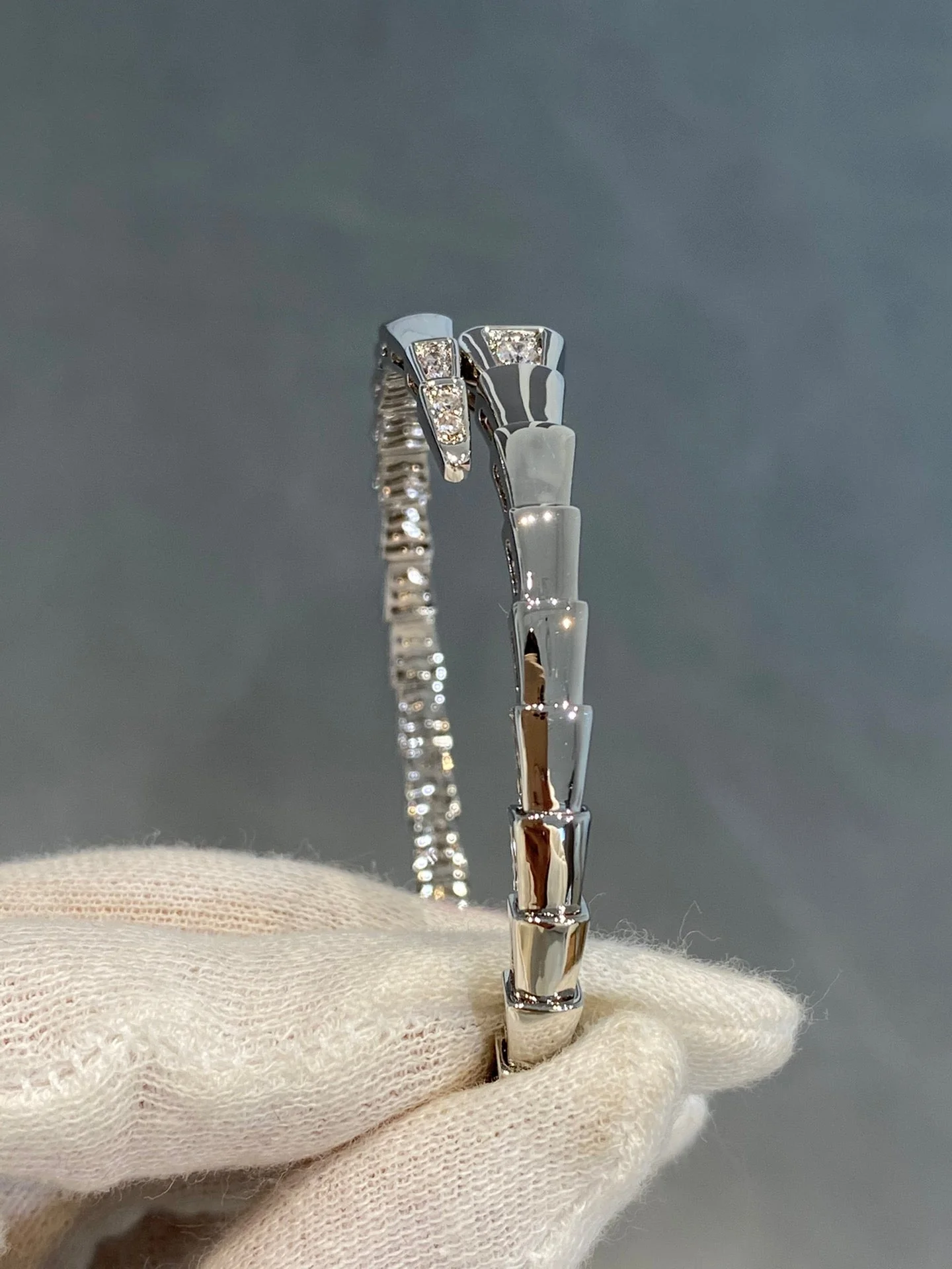 [Bulgari]SERPENTI BRACELET DIAMONDS SILVER