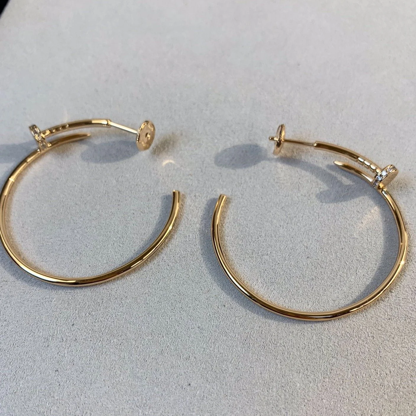 [Cartier]JUSTE EARRINGS GOLD DIAMONDS 1.8MM