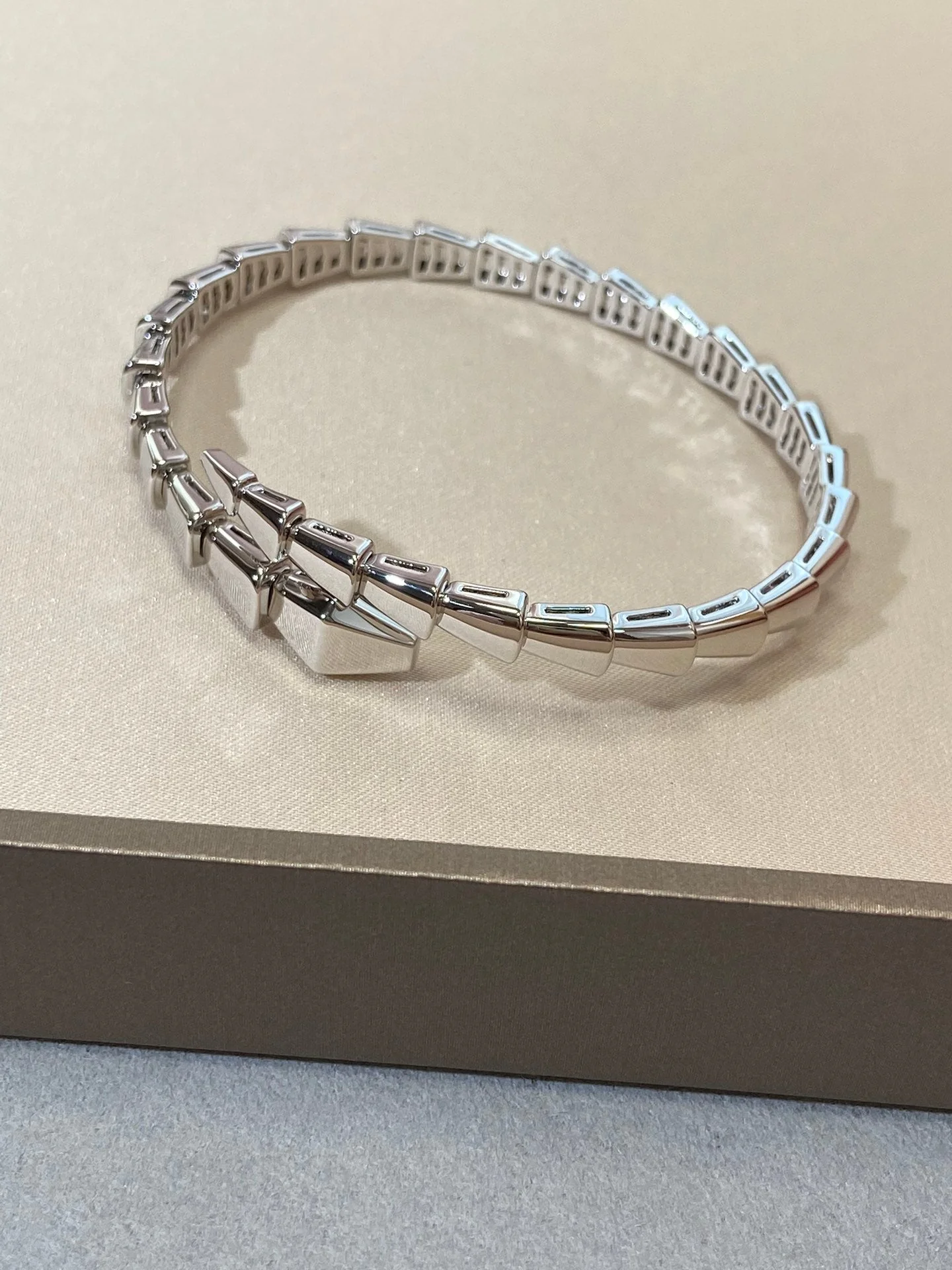 [Bulgari]SERPENTI VIPER SILVER BRACELET