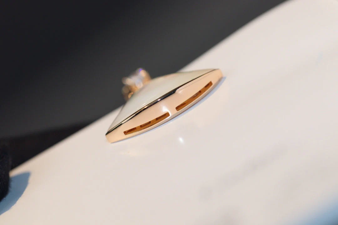 [Bulgari]DREAM NECKLACE WHITE MOP PINK GOLD 1 DIAMOND