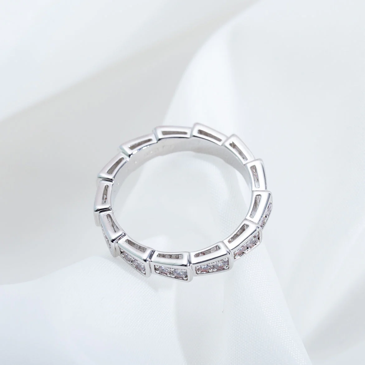 [Bulgari]SERPENTI RING SILVER DIAMOND PAVED 3MM