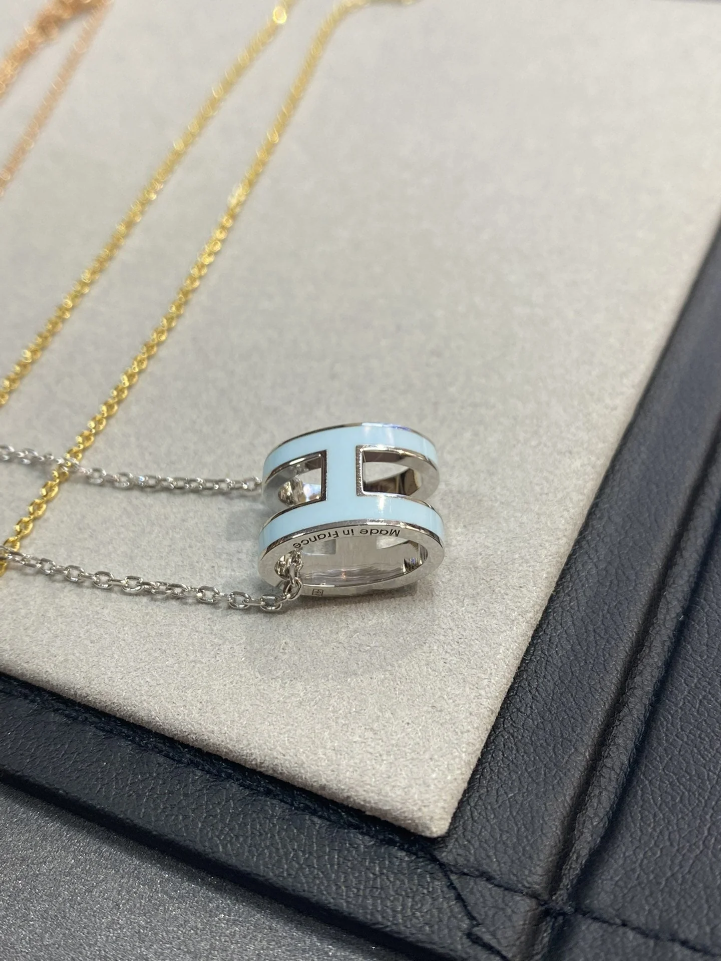 [Hermes]POP H LIGHT BLUE NECKLACE