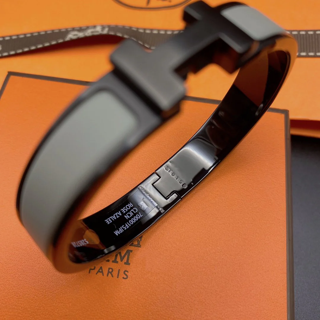 [Hermes]CLIC HM SO BLACK GREY BRACELET