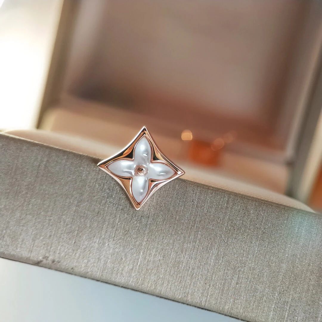 [Louis vuitton]STAR MOP PINK GOLD EARRINGS